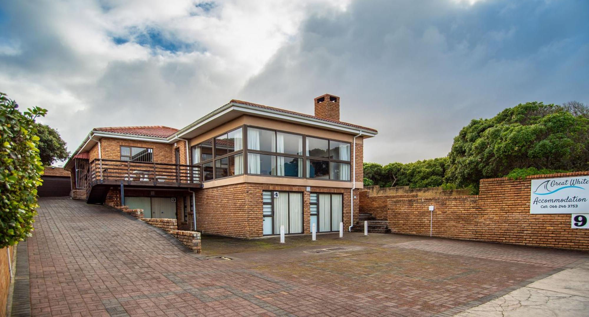Great White Accommodation Kleinbaai المظهر الخارجي الصورة